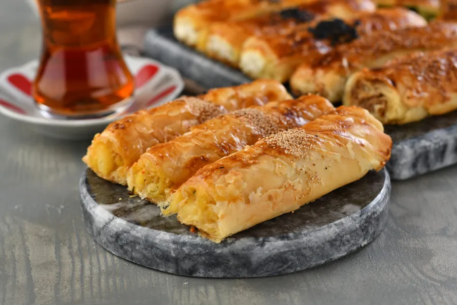 ÇITIR KATLAR, TANIDIK LEZZETLER
